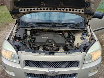 Chevrolet Uplander 3.9 V6, 179 kW, 7 míst - 13