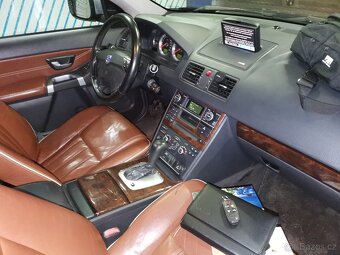 Volvo XC90 2,4 D AWD 4×4 EXKLUSIVE 136KW - 13