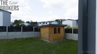 Prodej řadového rodinného domu 4+kk 126 m2, Mukařov, okres P - 13