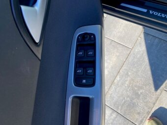 Volvo V50, 2.0 Diesel - 13