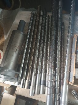 Náhradní díly pro hydraulické lisy CS – likvidace provozovny - 13