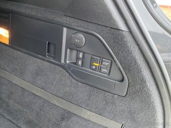 Predam VW Touareg 4.2 V8 TDi EXCLUSIVE - 13