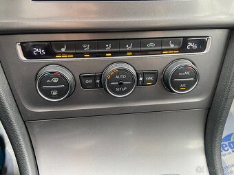VW Golf 1,6 TDi Serviska, Tempomat - 13