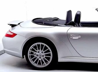 Porsche 911 Carrera 3.6i  (typ 997) - 13