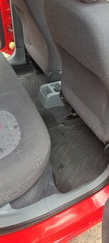 Škoda Fabia Combi 1 1.4mpi 8v - 13