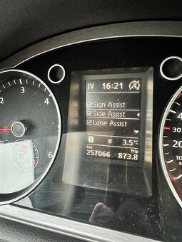 VW Passat B7 2014 2.0TDI 103KW DSG TAŽNÉ Lane+Sign+Blind - 13