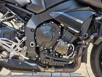 Yamaha MT-10 Tourer Edition, původ ČR, servisní knížka - 13