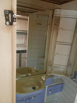 Karavan   s doklady ČR, koupelna, tk 2027 - 13