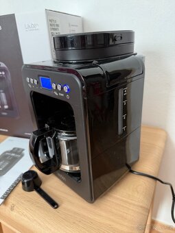 Lauben nový kávovar s mlýnkem 600BB černý - 13