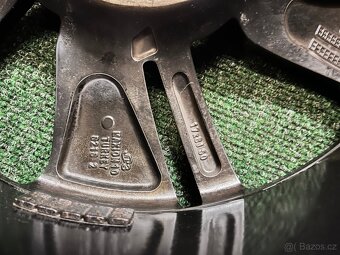 5x114,3 R17 Originál Alu disky Honda Civic - 13