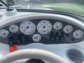Motorový člun Stingray 195 CX - 13