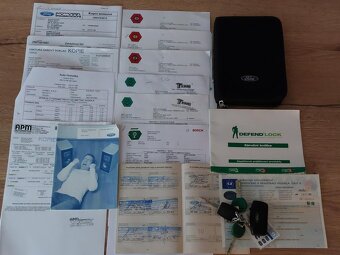 FORD FOCUS combi 1,6 74kw, benzin, r. v. 2/2011 koupeno v CZ - 13