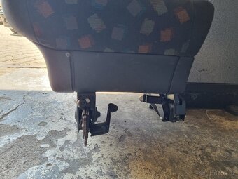 Prostřední řada sedaček Mercedes Vito W639 sklápěcí - 13