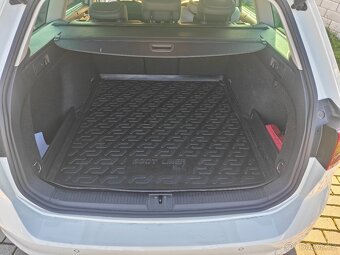 Volkswagen Passat 2.0 TDI 110 kW R line Virtual cocpit - 13