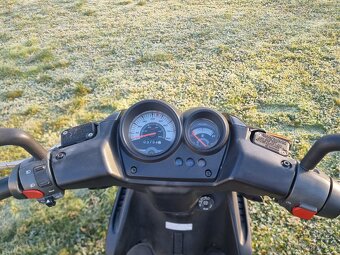 Skútr YAMAHA AEROX R YQ 50 - 13