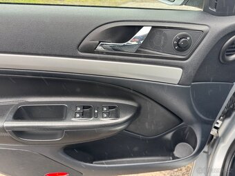 Škoda Octavia Combi 2,0 TDI 103kW Elegance - 13