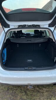 Ford Focus kombi 92kW benzin - 13