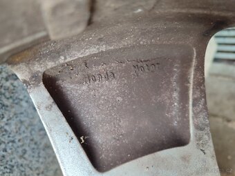 ALU kola Honda R17 - 13