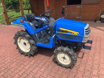 Malotraktor ISEKI 157 4x4 s Kultivatorem - 13