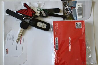 Prodám skútr Honda ADV-350, 134.900,-Kč - 13