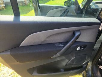 C4 GRAND PICASSO, 7.míst - 13