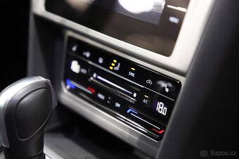 VW Passat B8 Variant 2.0TDI 110kW DSG ACC - Zálohováno - 13
