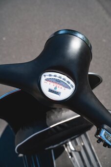 Veterán Vespa Super Scooter (1966) - 13