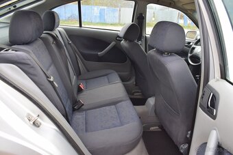 Škoda Octavia 1,6 i PO STK,PO SERVISU,1.MAJ. - 13