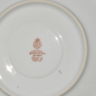 Bylinková porcelánová sada -cajnik +dvojset +mlékovka +hrnek - 13
