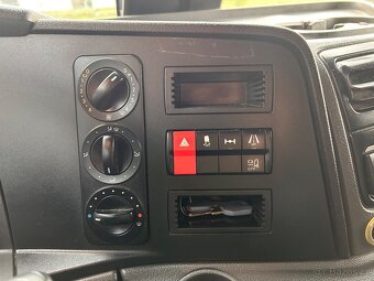 Prodám Mercedes-Benz Atego 1518 L, valník + plachta - 2 kusy - 13