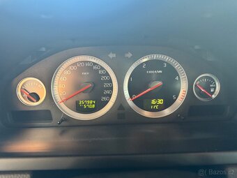 Volvo XC90 MY 2010 - 13