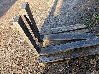 Vysokozdvižný vozík YALE GDP50VX r.v. 2016 - 13