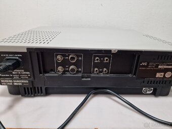 JVC BR-S600E profesionální SVHS videorekordér PAL - 13