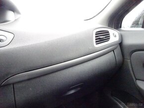 Renault Scénic 1,5 DCI - 13