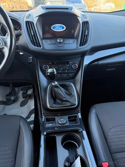 Ford Kuga 1.5i 110 kw 12/2017 117tis km - 13