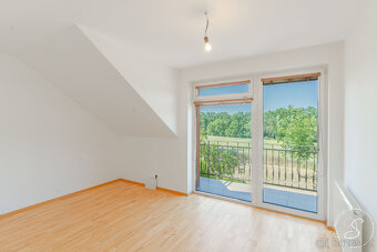 Prodej rodinného domu 5+kk, Číčovice, Praha-západ - 13