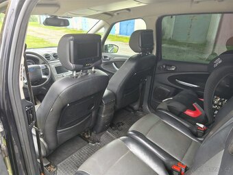 Ford Galaxy 2.0 TDCi 103kW 7 míst, xenony, TK 9/2027 - 13