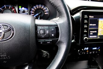 Toyota Hilux Double Cab - 13