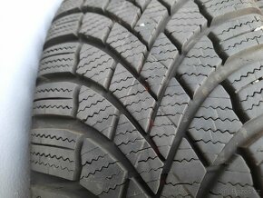 Al.kola ORIG.Škoda 5,5Jx15H2ET40zimní pneu jako nové . - 13