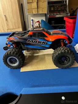 Traxxas Maxx - 13