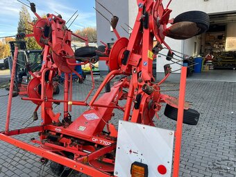 Obraceč sena, píce KÜHN GF 7702 - 13