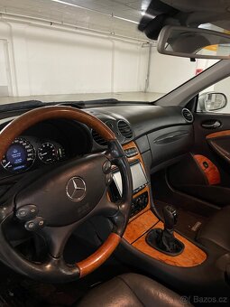 Mercedes Benz 240 2002 - 13