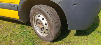 Renault Master 2.5dci 5mist,nezavisle topeni,luzkova uprava - 13