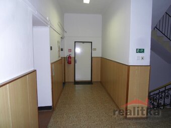 Pronájem kancelářských prostor 200 m2, Opava, Husova - 13
