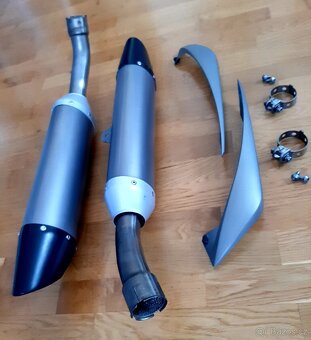 Yamaha YZF R-1 / Originál výfuky.. TOP - 13