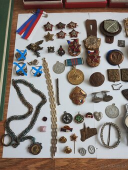 PRODÁM NÁLEZY Z PŮDY A STAROŽITNOSTI - 13