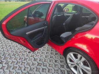 Škoda Octavia, RS 2.0 TDI 125 kW, CZ, xenon, alu - 13
