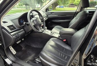 Subaru Outback - 2,5i 127 kW Executive ČR 2.maj - 13