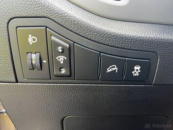 Kia Sportage 1.6GDi KLIMA vyk.135PS 11/2015 naj.89xxx km - 13