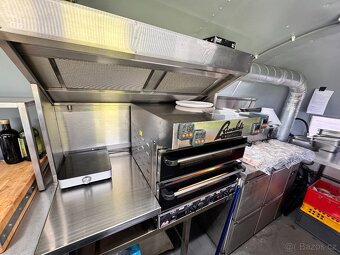 Airstream Overlander 26 - 13